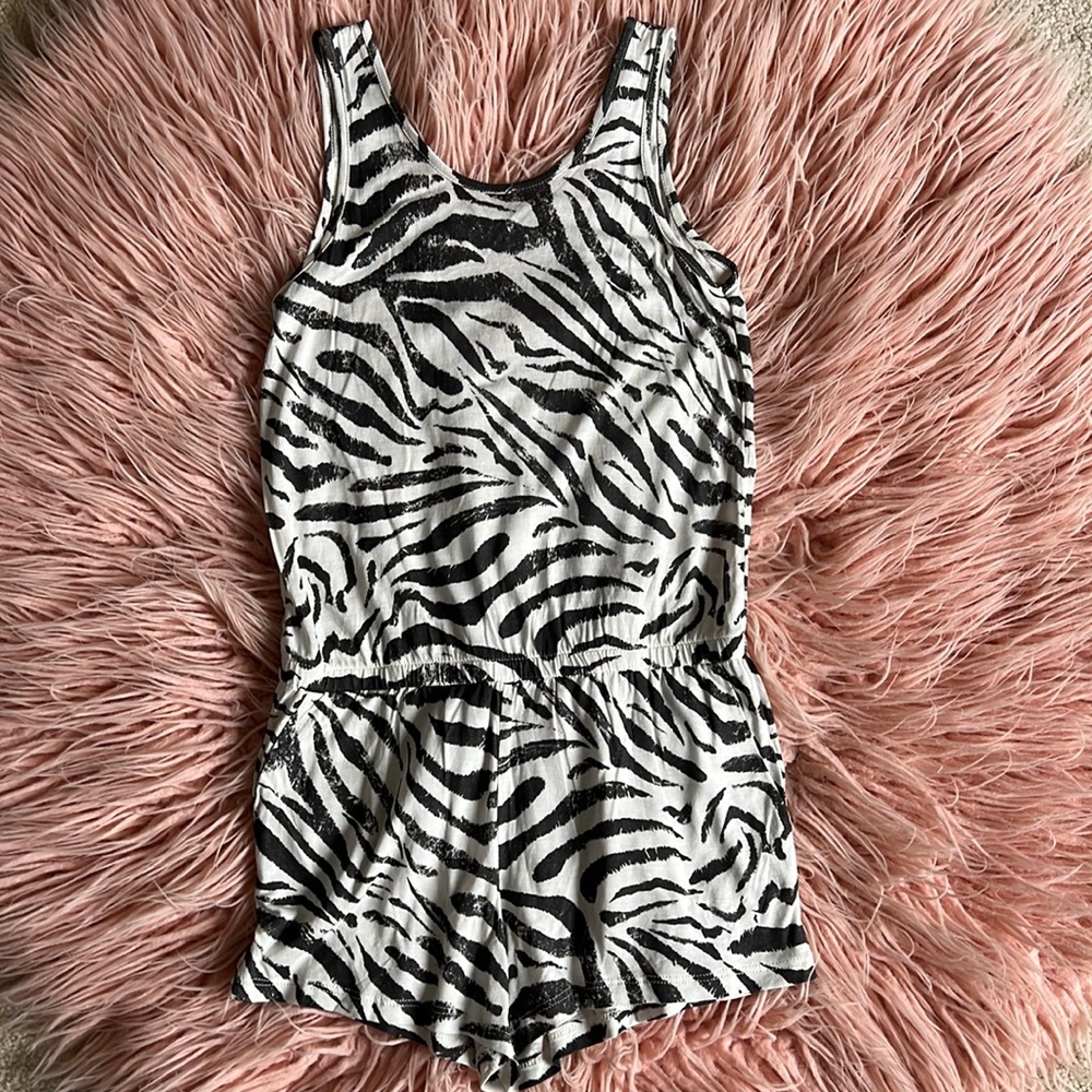 H&M Zebra Print Romper Girls Size 9/10